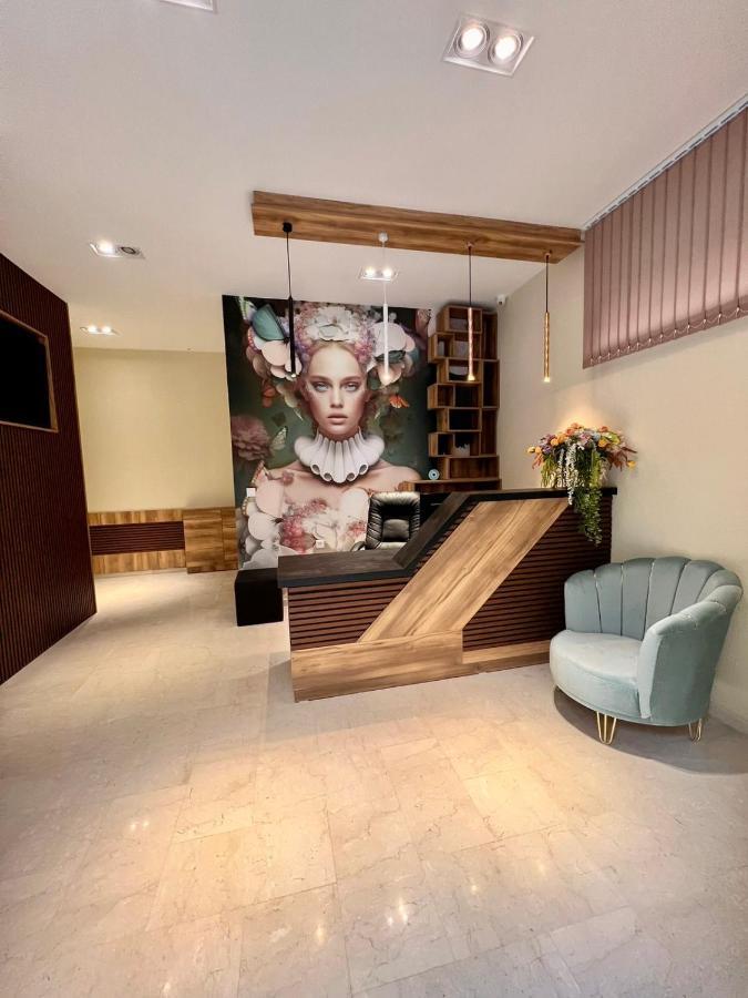 Floral Boutique Hotel Pleven Eksteriør bilde