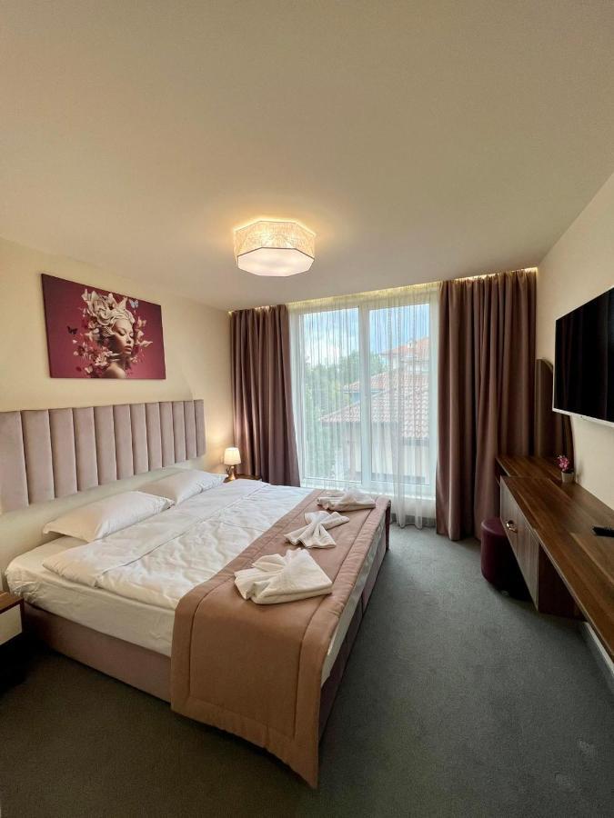 Floral Boutique Hotel Pleven Eksteriør bilde