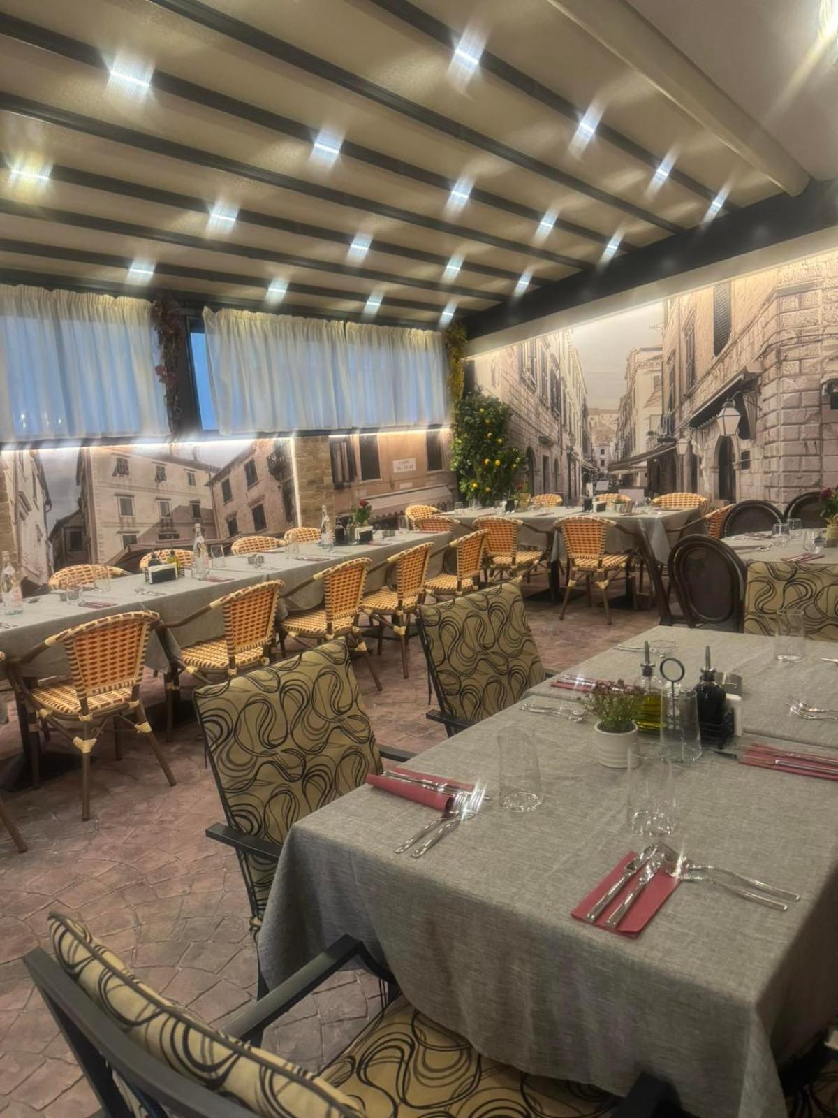 Floral Boutique Hotel Pleven Eksteriør bilde